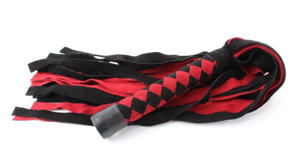 Черно-красная замшевая плеть с ромбами на рукояти - 60 см. купить в секс шопе