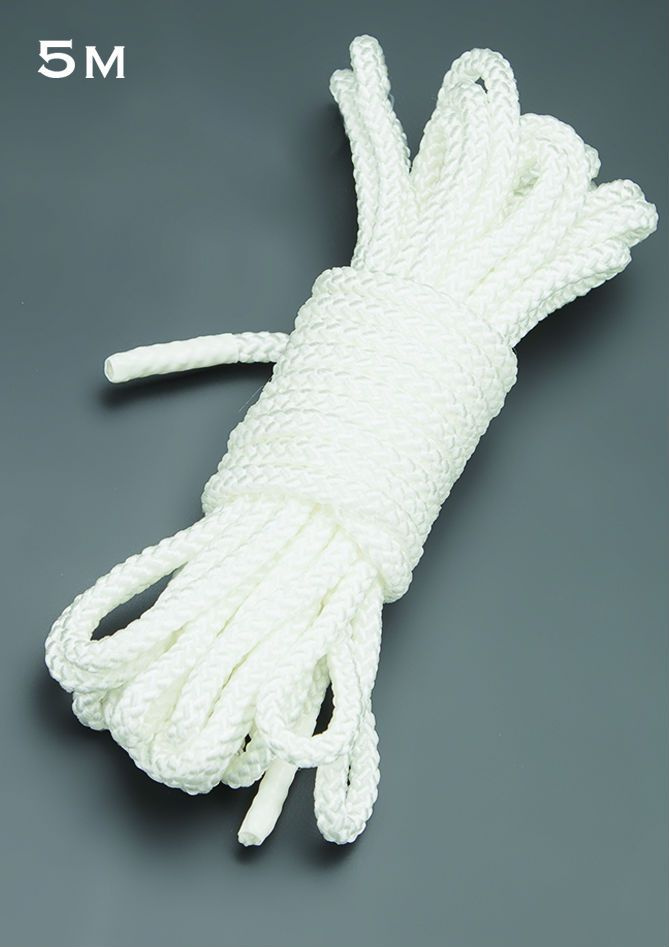 Белая шелковистая веревка для связывания - 5 м. купить в секс шопе