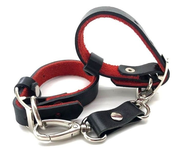 Черно-красные узкие кожаные наручники Provokator купить в секс шопе