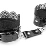 Изысканные чёрные наручники с кружевом купить в секс шопе