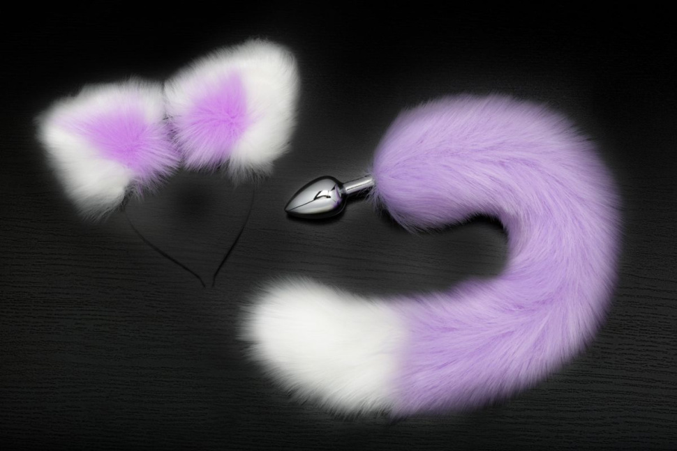 Серебристая анальная пробка с фиолетово-белым хвостиком и ободком-ушками купить в секс шопе