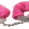Розовые меховые наручники в комплекте с ключами купить в секс шопе