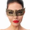 Пикантная золотистая женская карнавальная маска купить в секс шопе