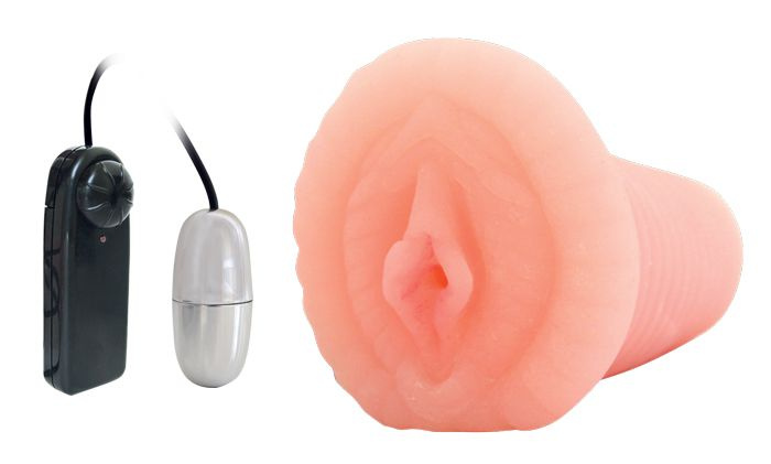 Мастурбатор-вагина телесного цвета в комплекте с виброяичком купить в секс шопе