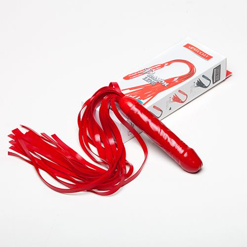 Красная резиновая плеть с ручкой-фаллосом - 55 см. купить в секс шопе