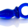 Синяя анальная пробка из стекла с ручкой-кольцом - 7 см. купить в секс шопе