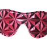 Красно-чёрная маска на глаза с геометрическим узором купить в секс шопе