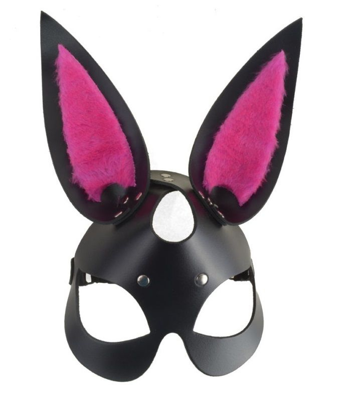 Черная маска  Зайка  с розовыми меховыми вставками купить в секс шопе