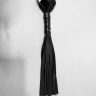 Черная кожаная плеть с лаковой розой в рукояти - 40 см. купить в секс шопе