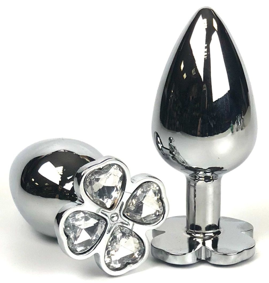 Серебристая анальная втулка с клевером из прозрачных кристаллов - 8 см. купить в секс шопе