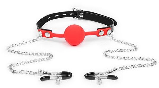 Красный кляп-шарик с зажимами на соски на металлической цепочке купить в секс шопе