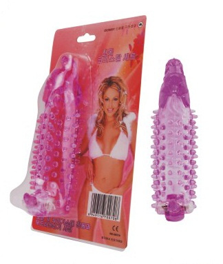 Фиолетовая насадка на фаллос с шипами и вибрацией купить в секс шопе