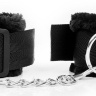 Черные наручники на регулируемых пряжках  купить в секс шопе