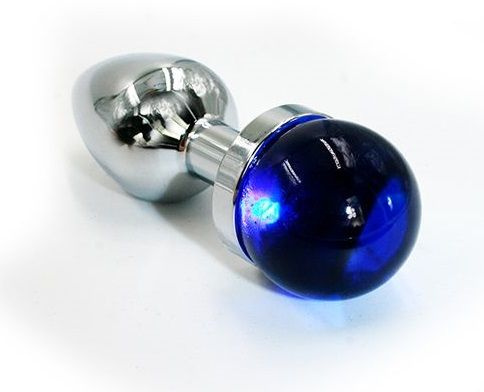 Серебристая анальная пробка с синей сферой в основании - 6 см. купить в секс шопе