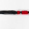 Многохвостовый черный лаковый флогер с красной ручкой - 44 см. купить в секс шопе