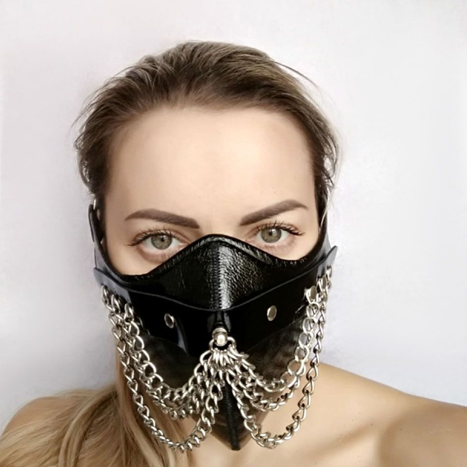 Чёрная маска на нижнюю часть лица  Шахерезада  купить в секс шопе