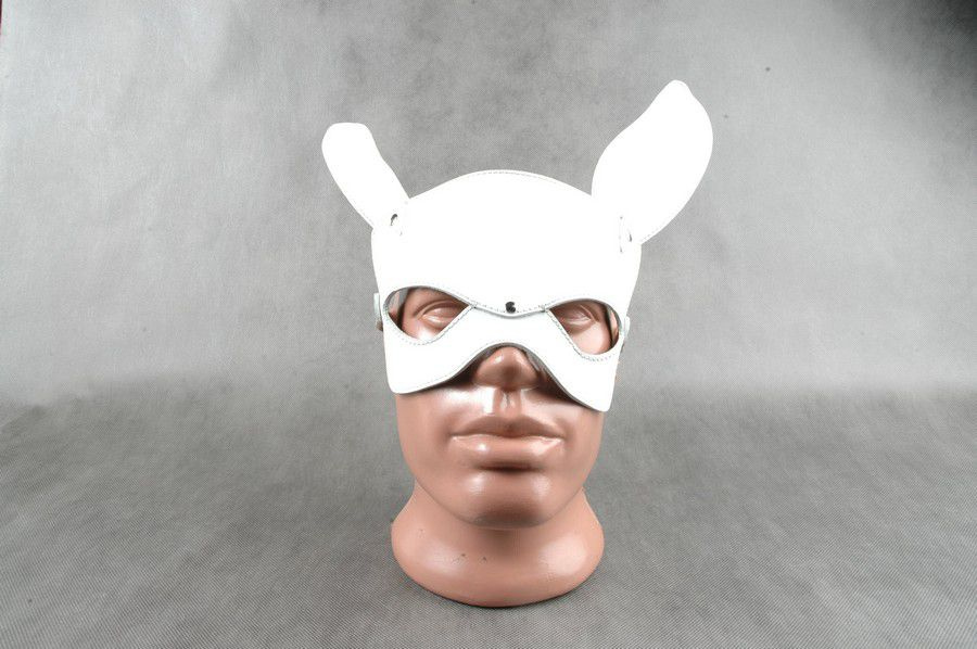 Белая кожаная маска на верхнюю часть лица  Е-РАБбит  купить в секс шопе