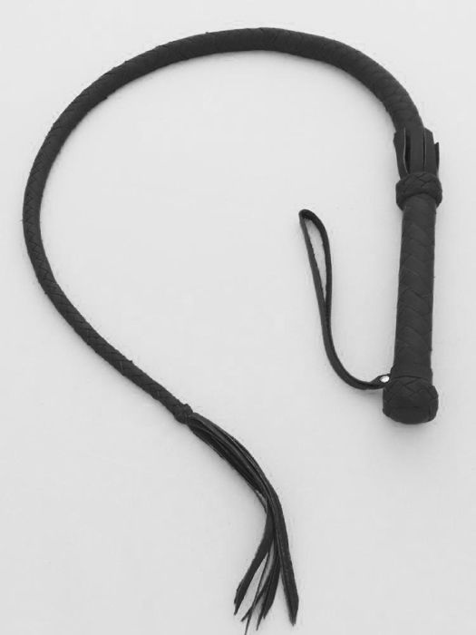Чёрная кожаная плетка с рукояткой - 120 см. купить в секс шопе