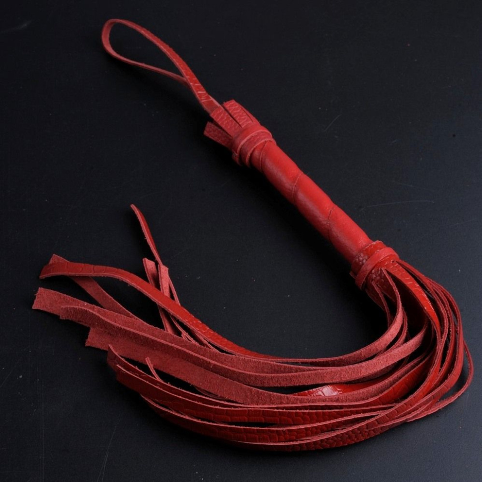 Красная мини-плеть - 40 см. купить в секс шопе