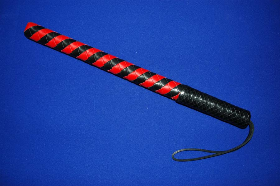 Чёрно-красный жезл Force Gibbon - 44 см. купить в секс шопе