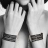 Чёрные дизайнерские наручники Plaisir Nacre Bijoux купить в секс шопе