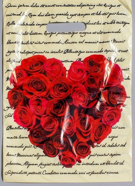 Подарочный пакет  Сердце из роз  - 30 х 40 см. купить в секс шопе