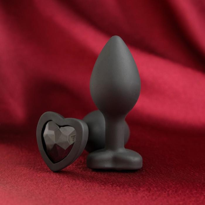 Черная анальная пробка  Сердечко  - 7,3 см. купить в секс шопе