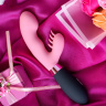 Розовый вибромассажер Ornella с клиторальным стимулятором - 21,5 см. купить в секс шопе