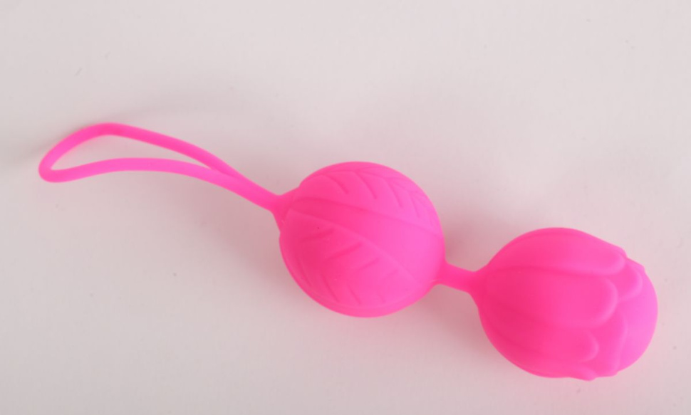 Фигурные розовые шарики  Бутон цветка  купить в секс шопе